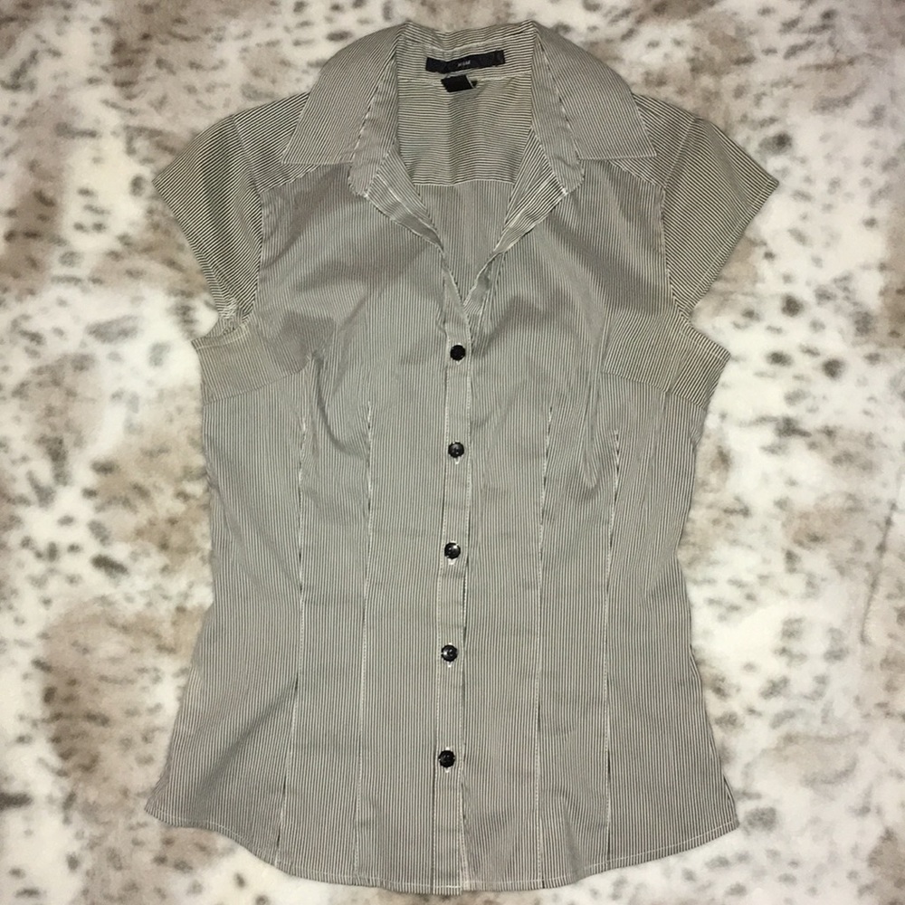 H&M Pin Stripe Button Collared Up Top